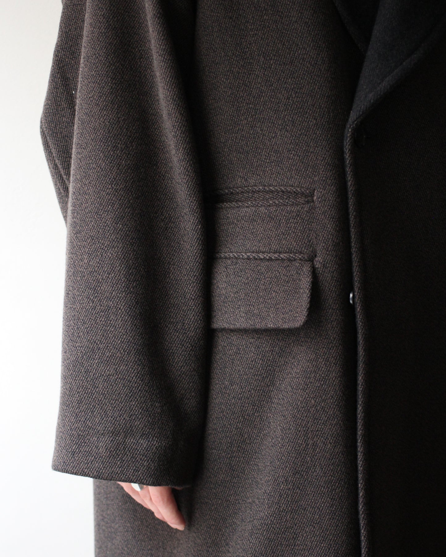 ULTERIOR/WOOL SILK KERSEY DB COAT ”KHAKI BLACK”
