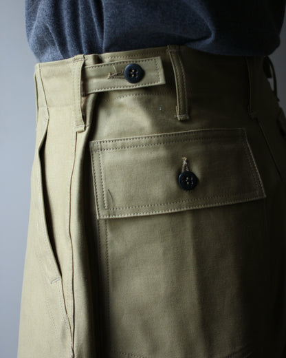 TUKI/0152baker pants "khaki"
