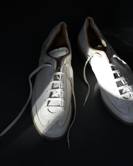 An Irrational Element/Sculpture Trainer "Off-White"