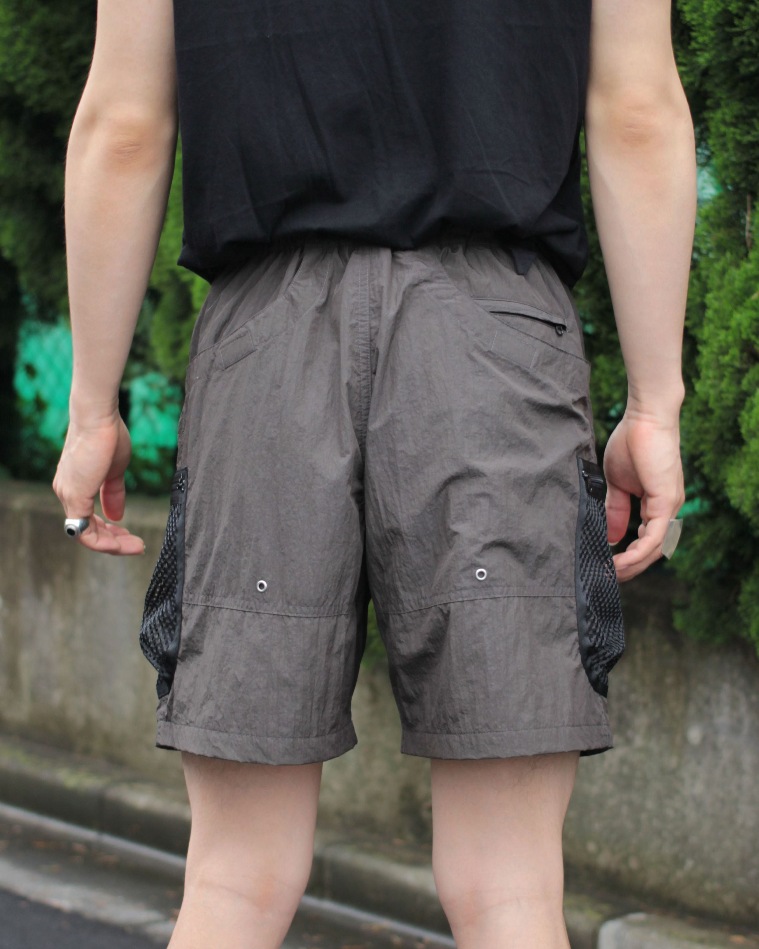 ENDS and MEANS（エンズアンドミーンズ）Utillity Shorts