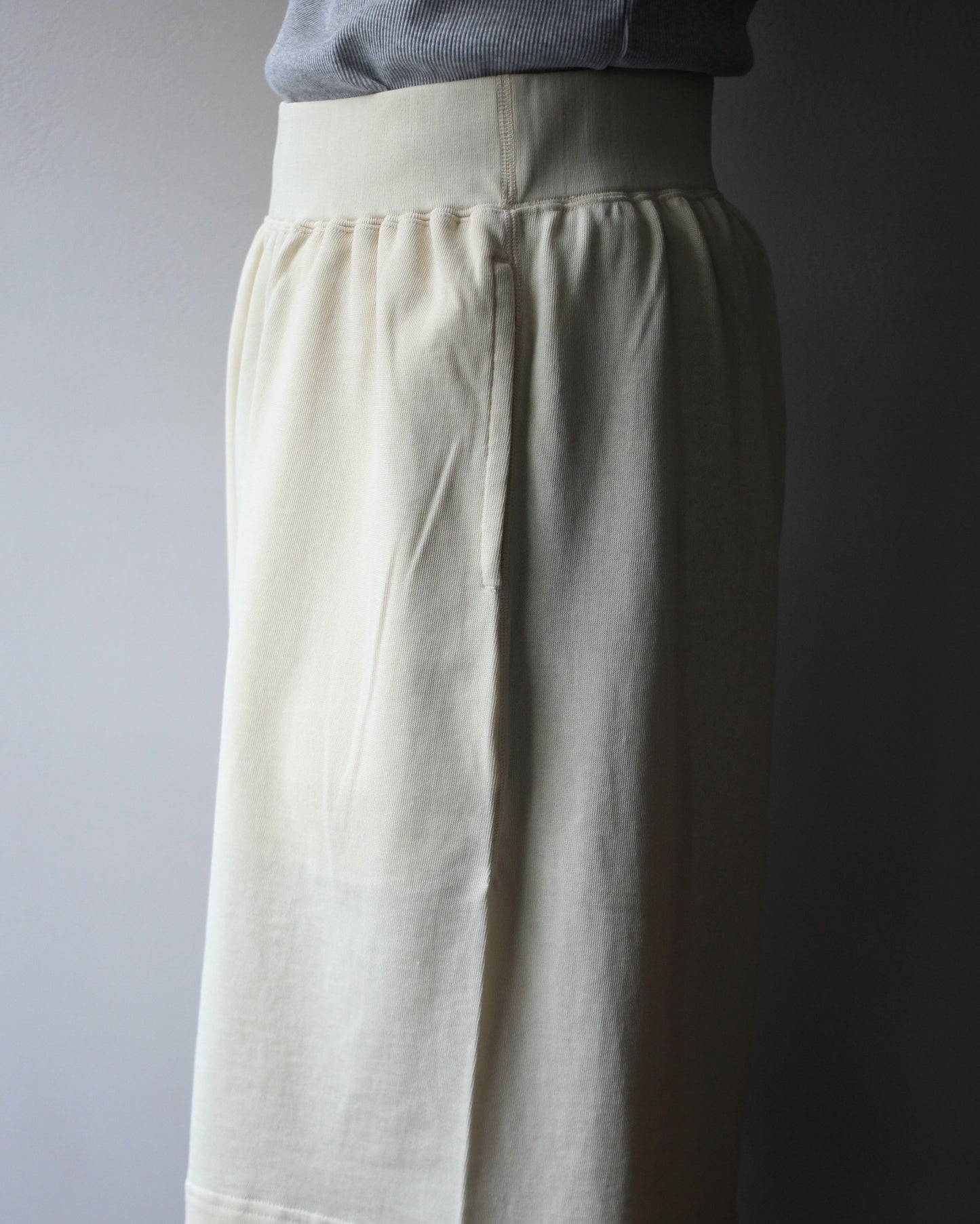 ULTERIOR/SOFT DRY SHORT LOOP TERRY BAGGY SHORTS "YELLOW BEIGE"