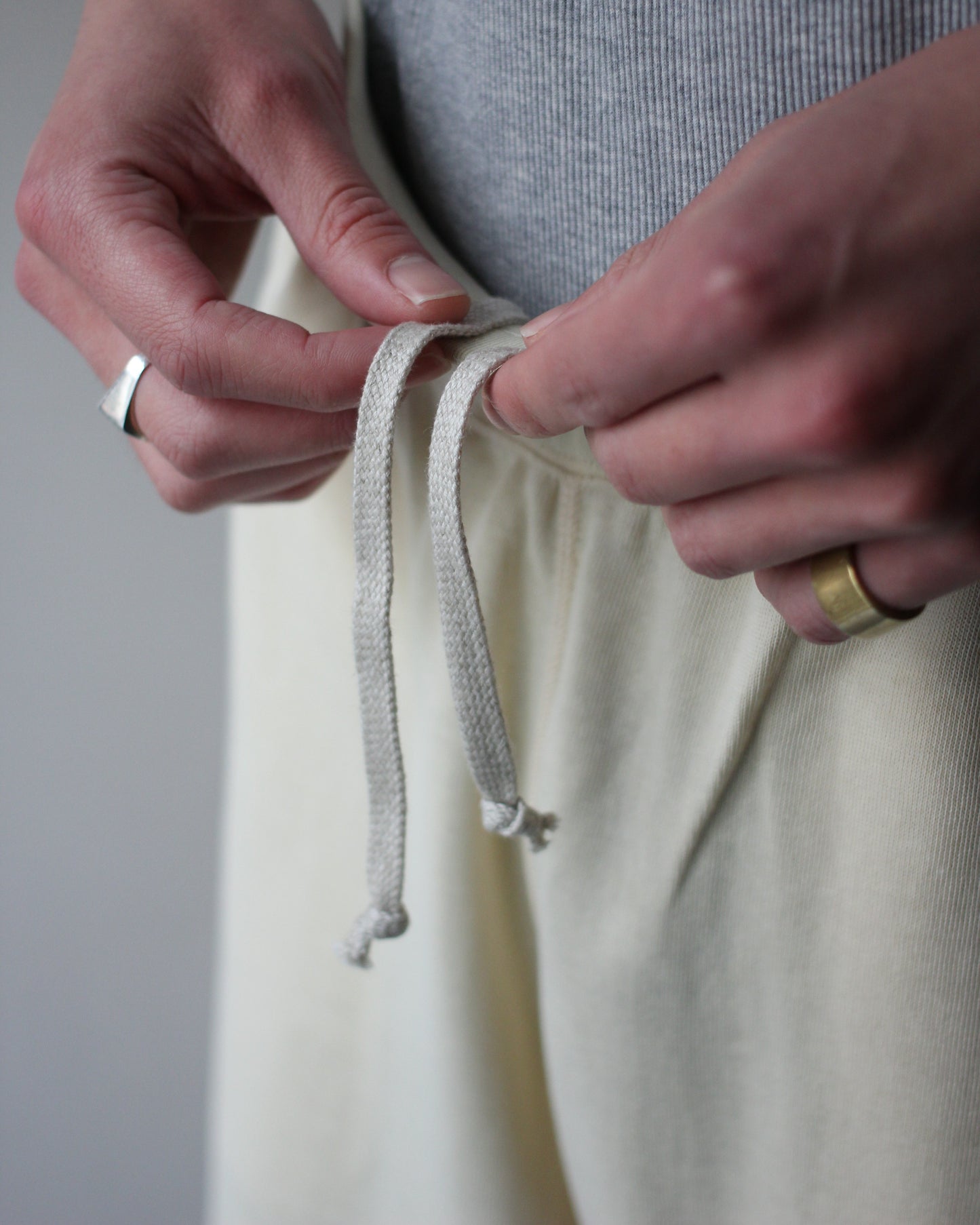 ULTERIOR/SOFT DRY SHORT LOOP TERRY BAGGY SHORTS "YELLOW BEIGE"
