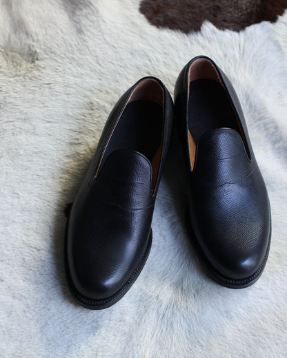 forme / fm-131 Gwen "Serpentine#Black"