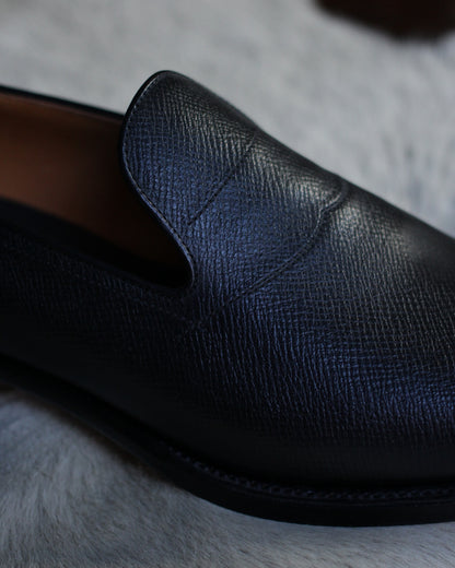 forme / fm-131 Gwen "Serpentine#Black"