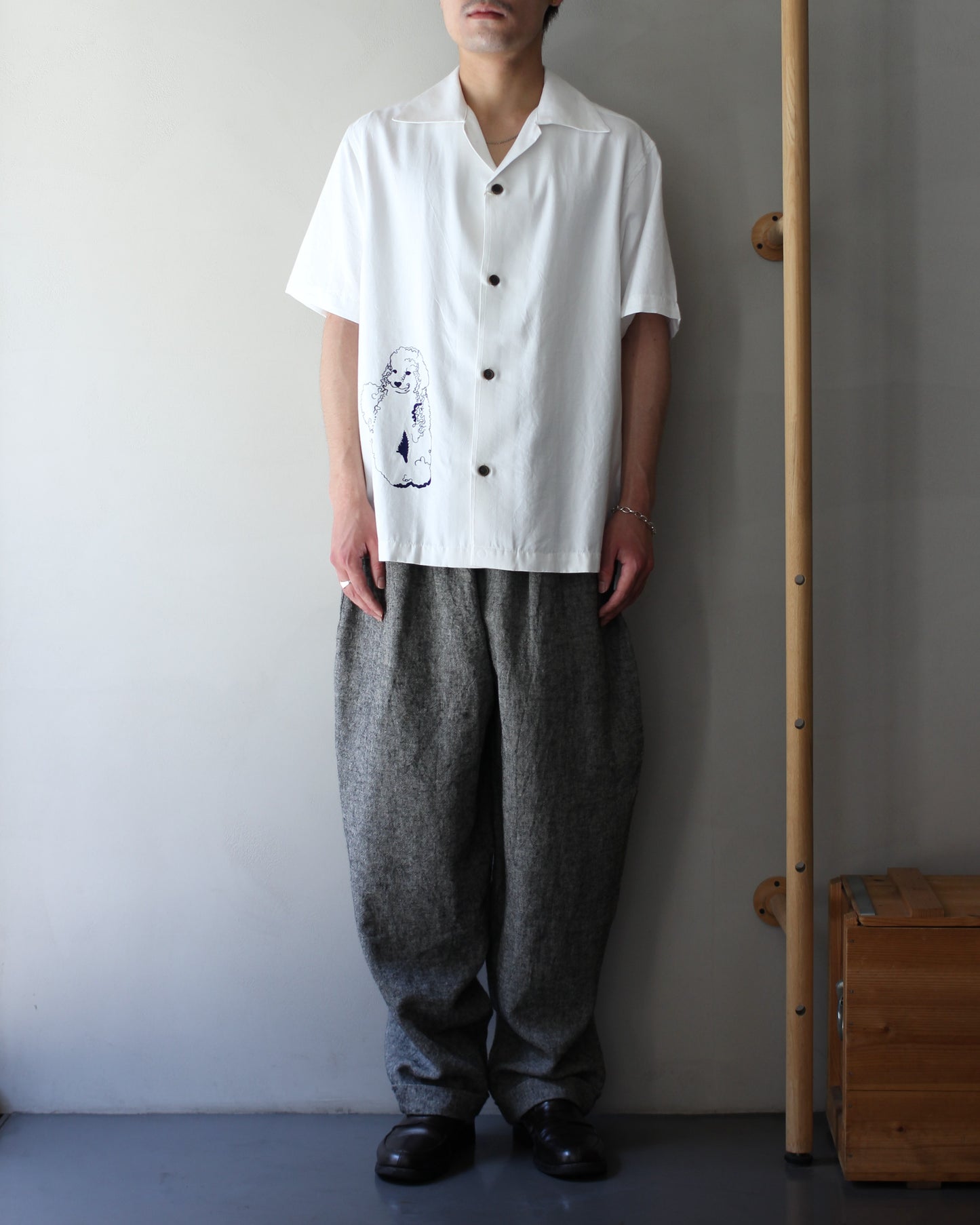 An Irrational Element/Artist Shirts "Off-White Embroidery"
