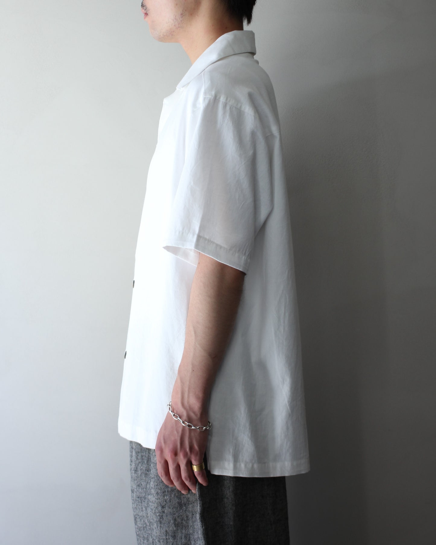 An Irrational Element/Artist Shirts "Off-White Embroidery"