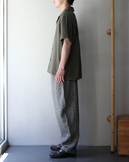 An Irrational Element/Artist Shirts "Moss"