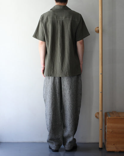 An Irrational Element/Artist Shirts "Moss"