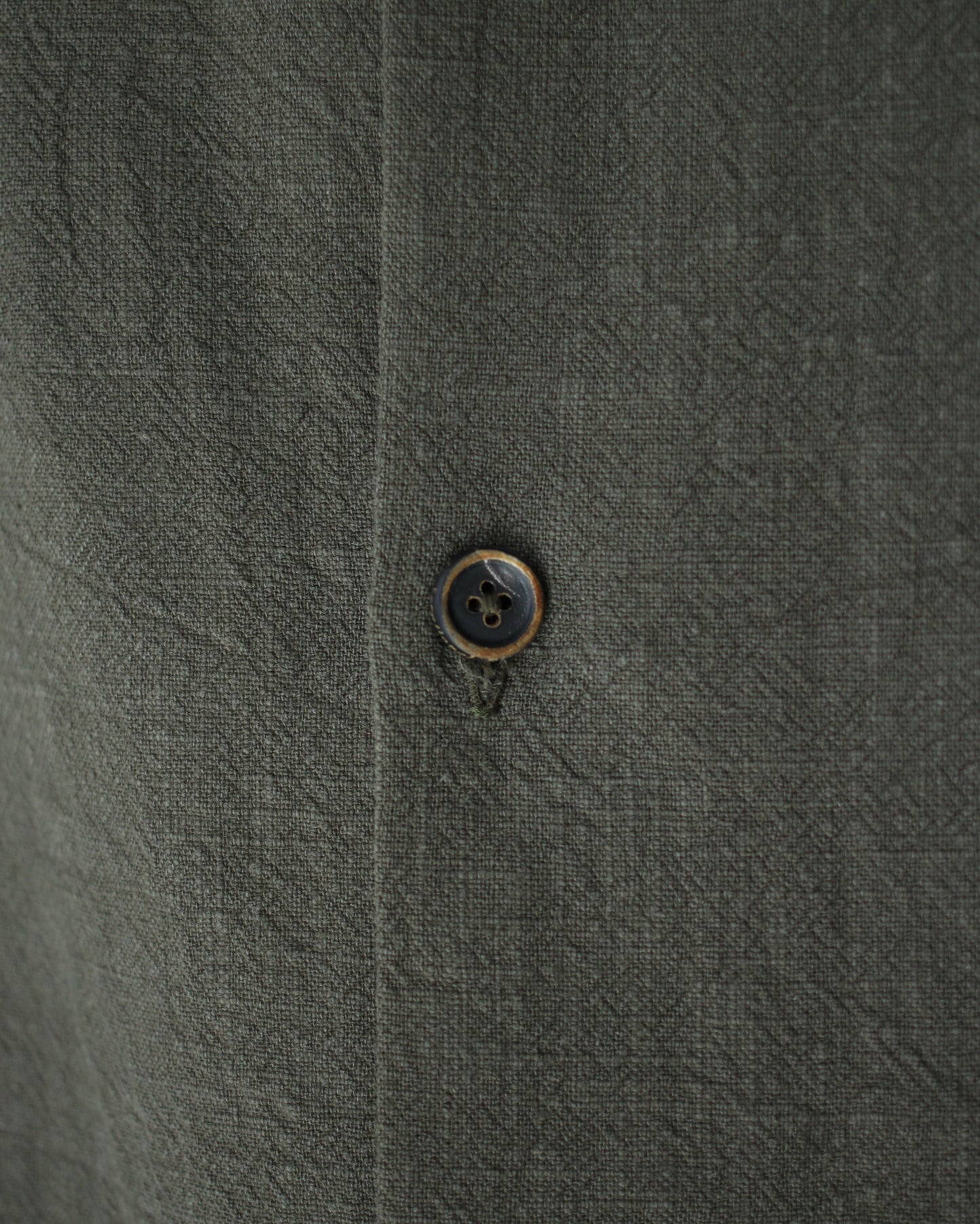 An Irrational Element/Artist Shirts "Moss"