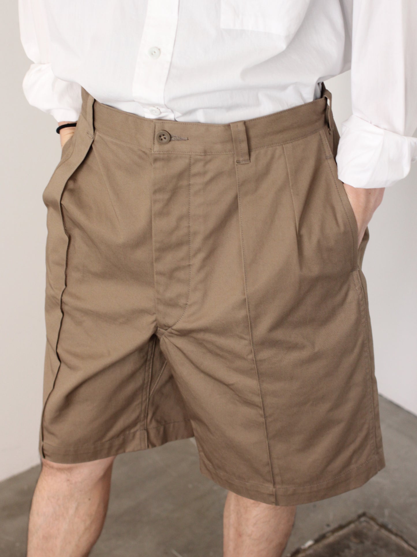 ulterior / WASHED SUVIN TWILL 52 SHORTS