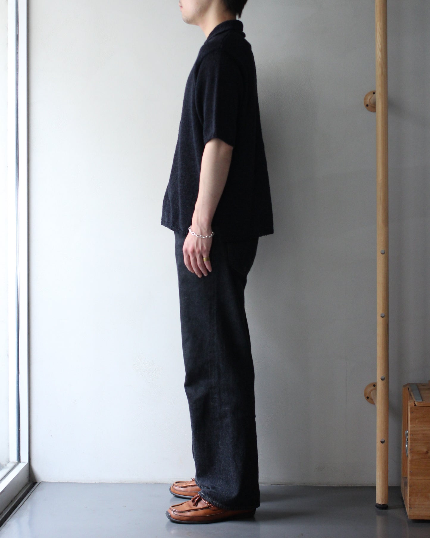 Yonetomi / GIMA SLUB MOKU KNIT S/T "NAVYx BLACK"