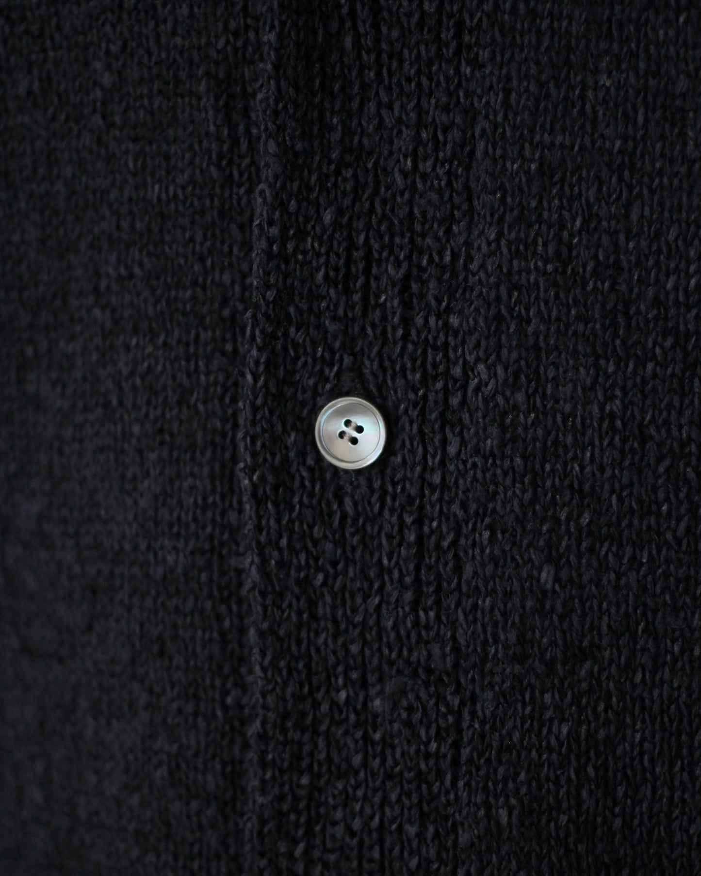 Yonetomi / GIMA SLUB MOKU KNIT S/T "NAVYx BLACK"