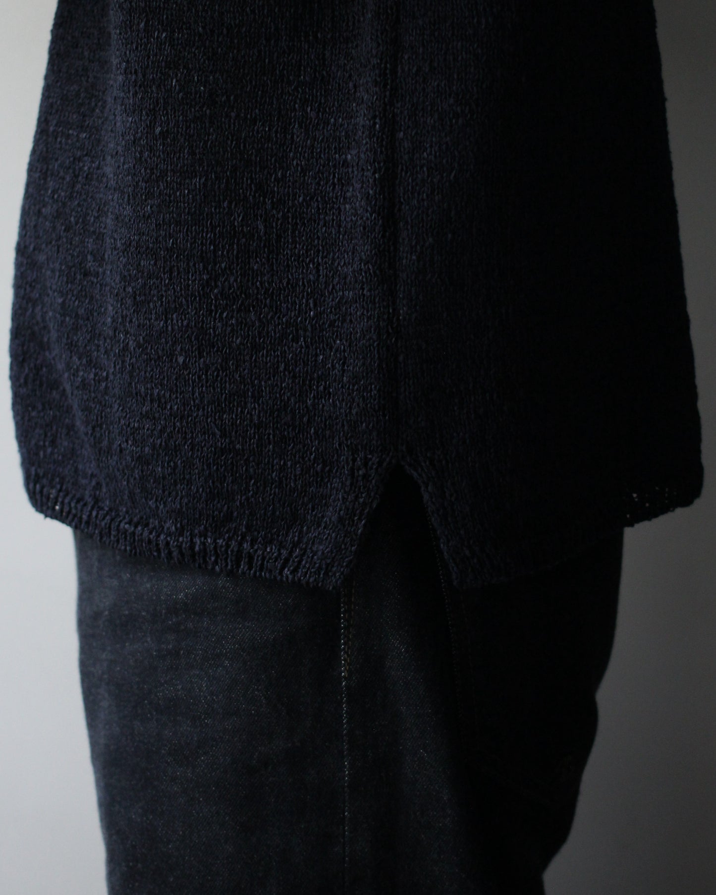 Yonetomi / GIMA SLUB MOKU KNIT S/T "NAVYx BLACK"