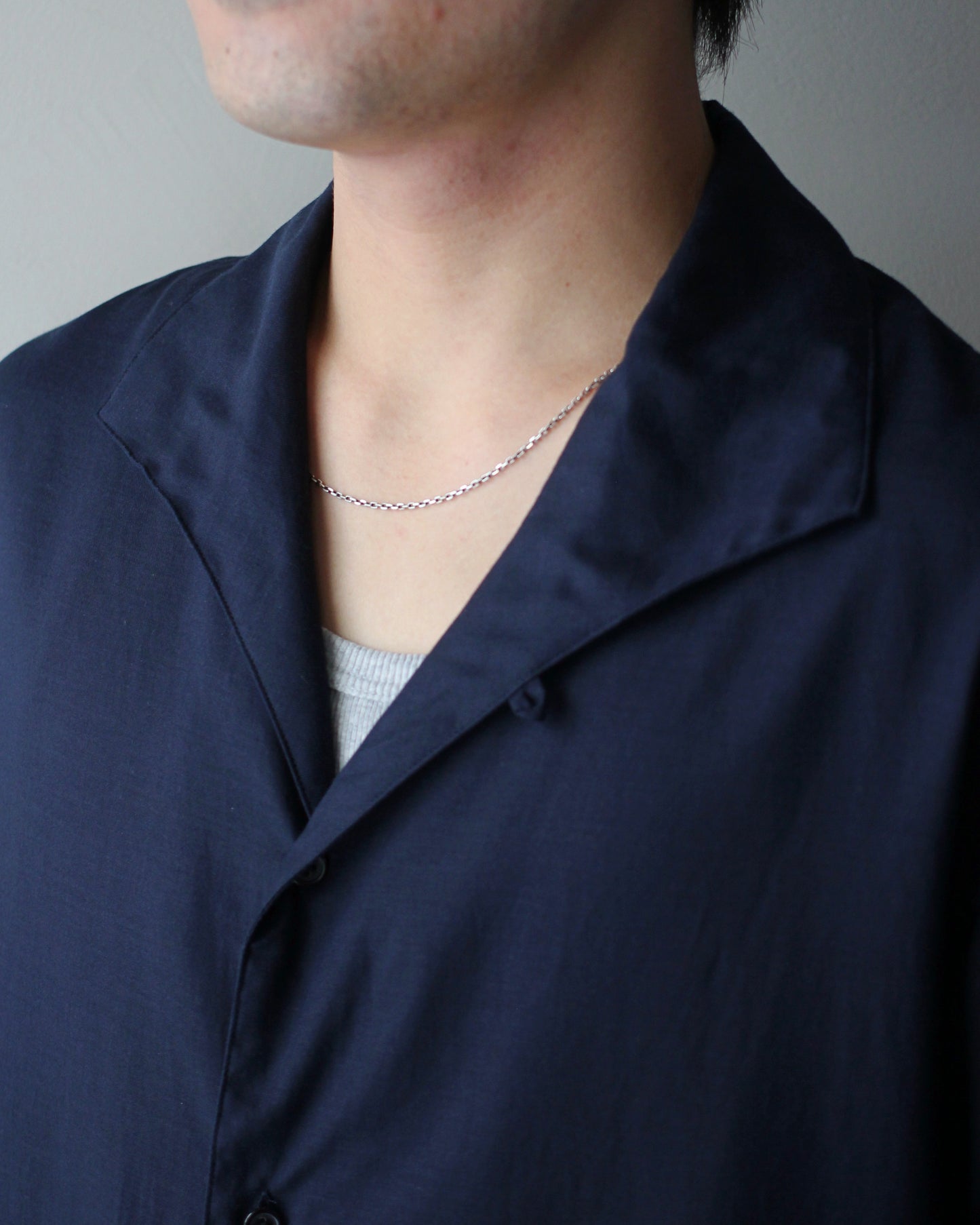 ULTERIOR/SILKY SOFT TWILL SHARK COLLAR SHIRT "NAVY"