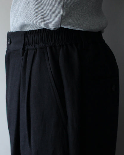 ssstein/VIS/LI/RA TWILL WIDE EASY SHORT TROUSERS "BLACK"