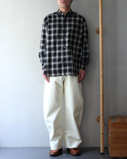 ssstein/COTTON VISCOSE OVERSIZED LS SHIRT "BLACK OMBRE"
