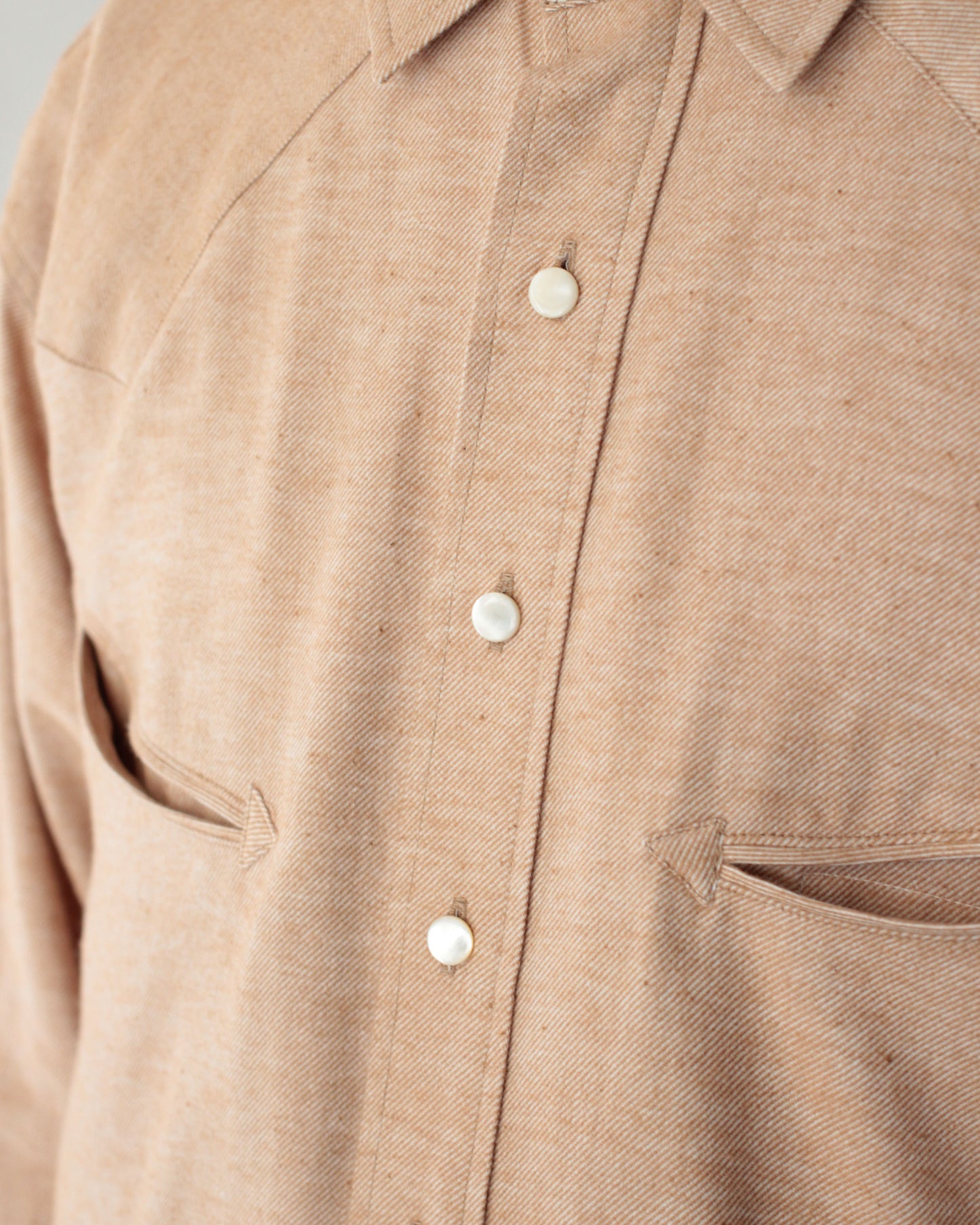 seven by seven/SMILE POCKET WESTERN SHIRTS - Unstained organic cotton - "BEIGE"