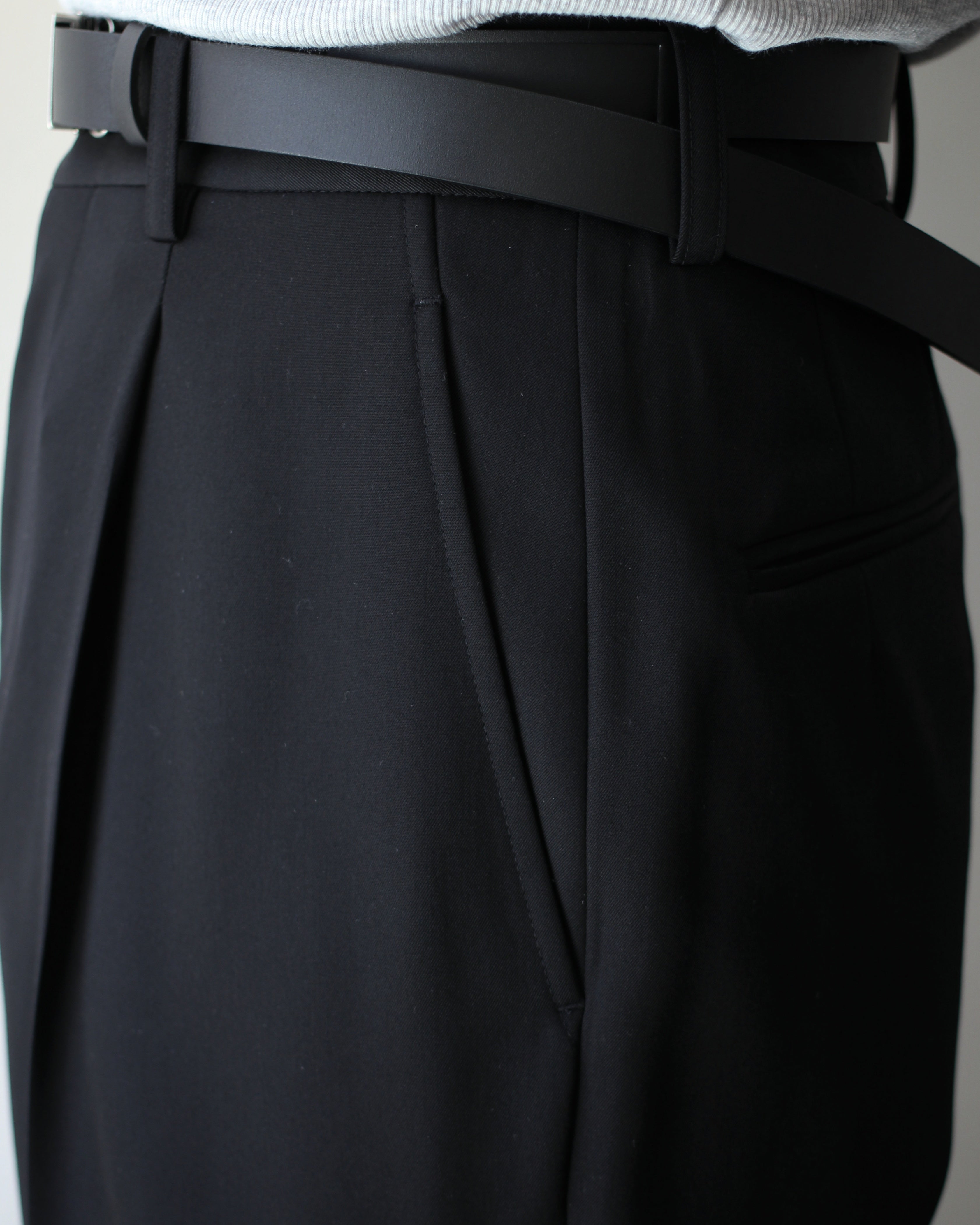 ssstein/STRAIGHT TROUSERS 