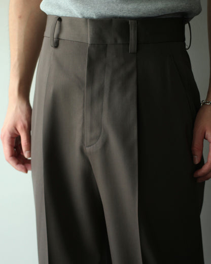 ssstein/STRAIGHT TROUSERS "KHAKI BEIGE"