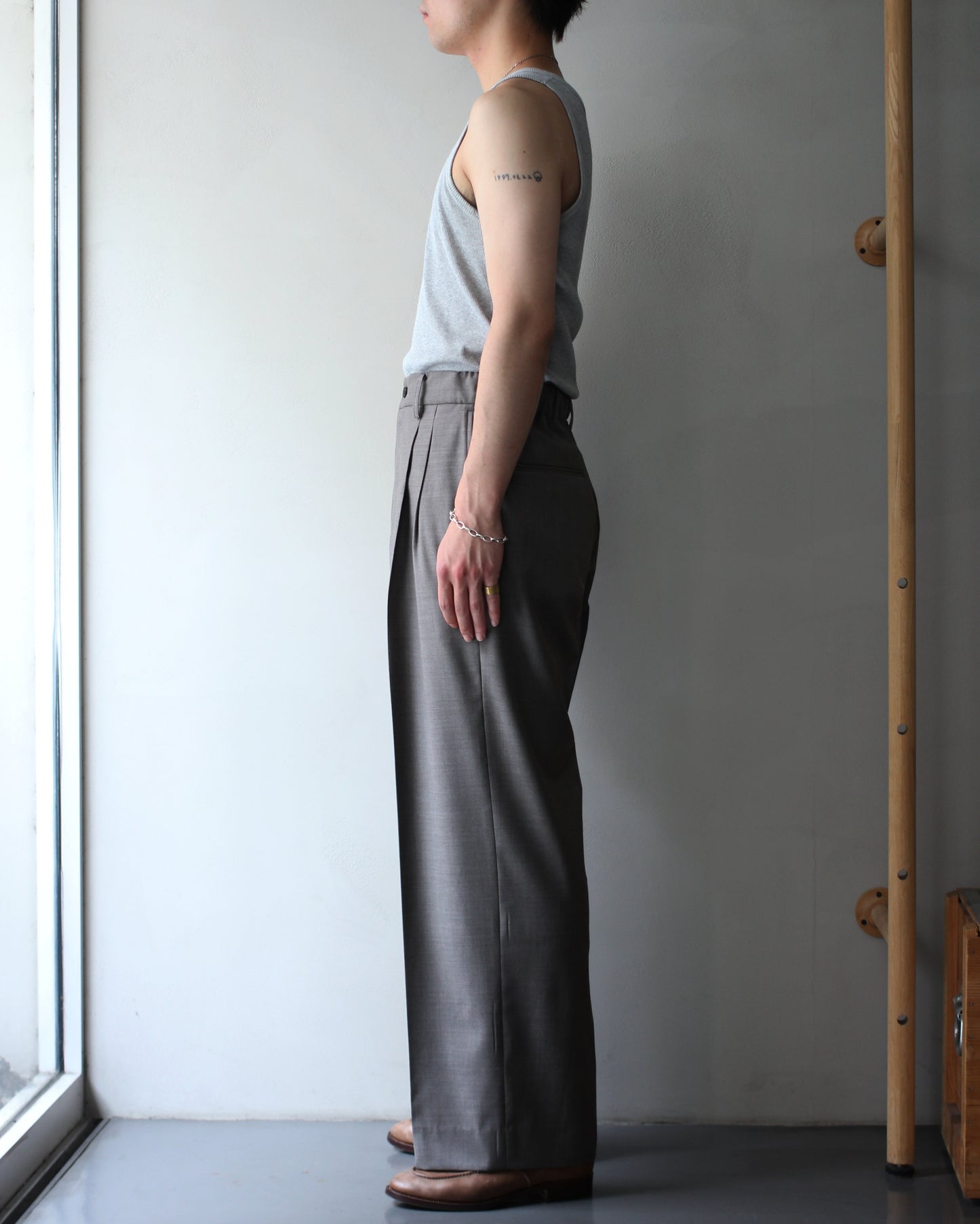 ssstein/EXTRA FINE WOOL EASY LONG WIDE TROUSERS "GREIGE"