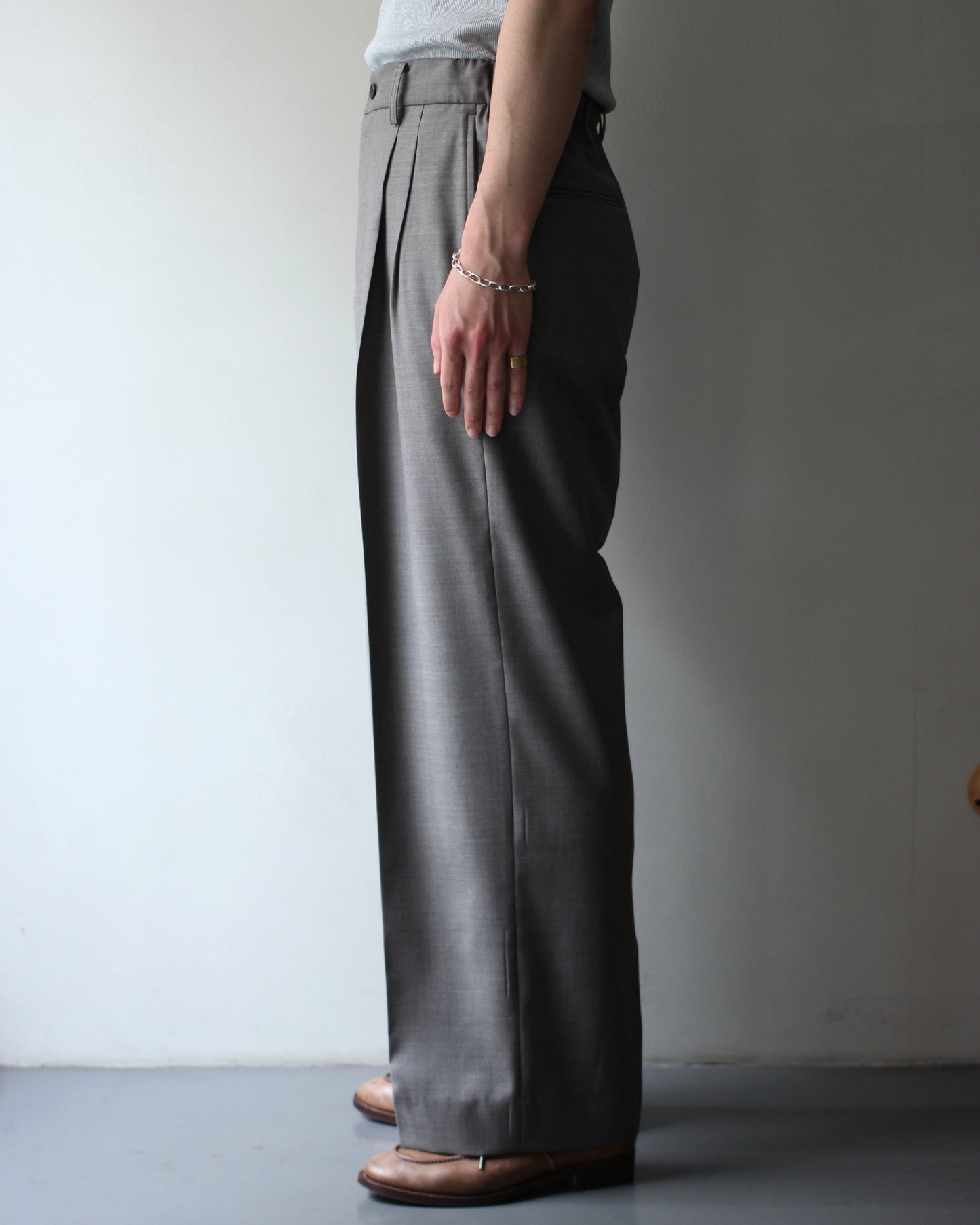 ssstein/EXTRA FINE WOOL EASY LONG WIDE TROUSERS "GREIGE"