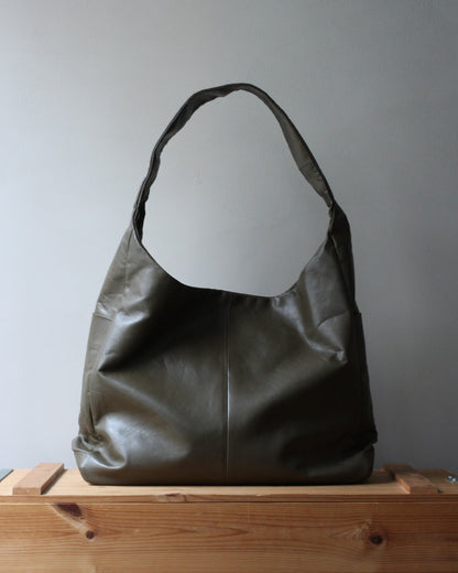 ssstein/GOAT LEATHER SHOULDER BAG " OLIVE"
