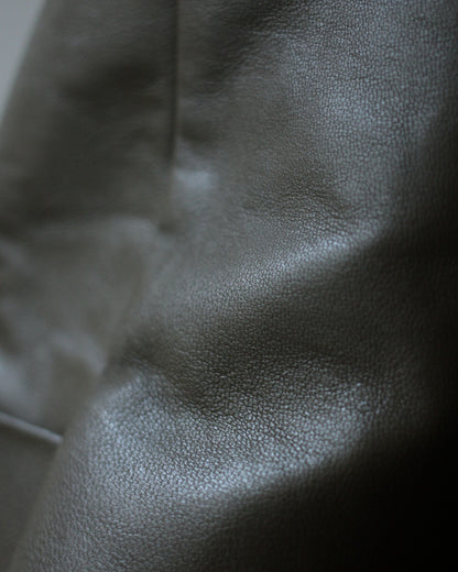 ssstein/GOAT LEATHER SHOULDER BAG " OLIVE"