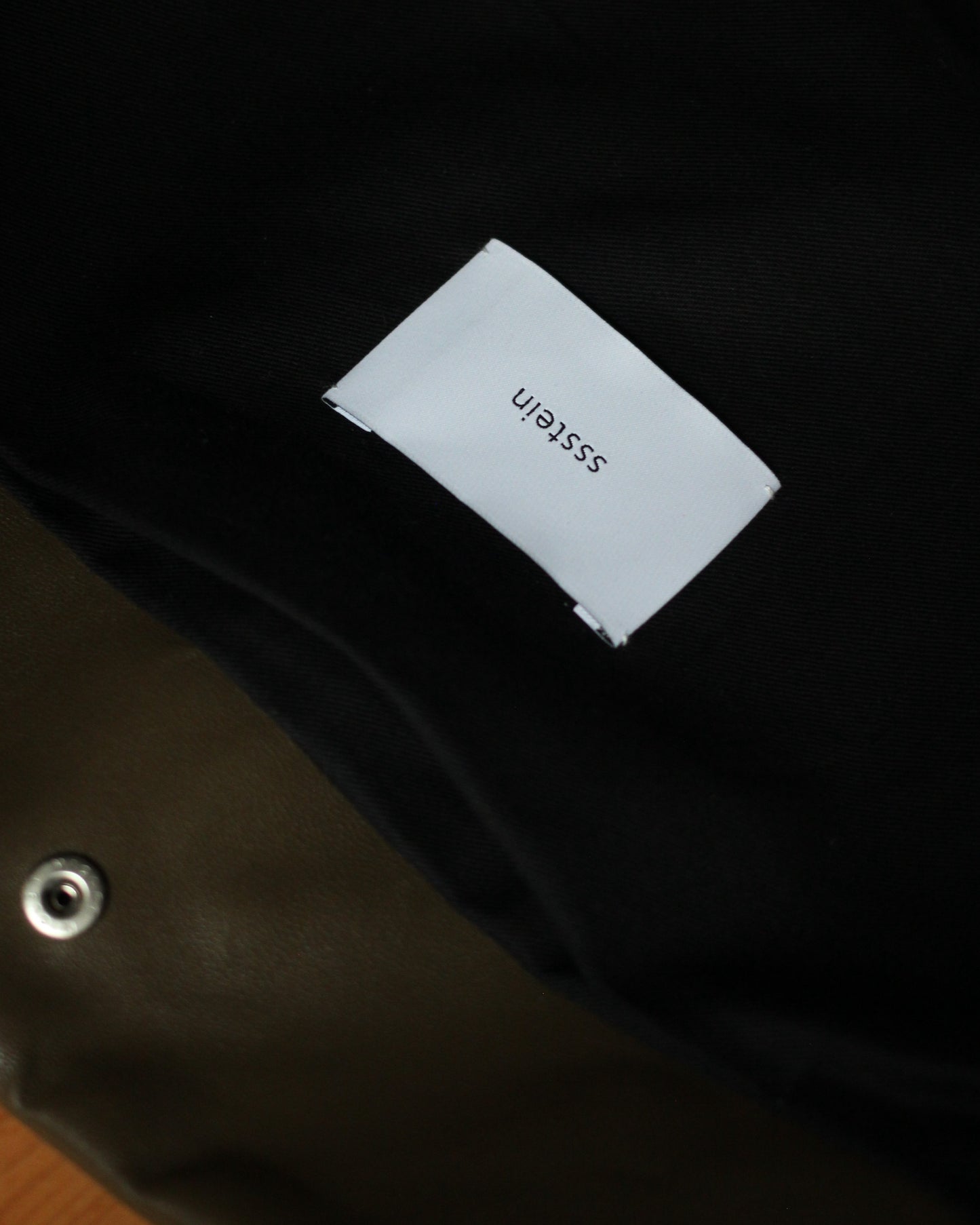 ssstein/GOAT LEATHER SHOULDER BAG " OLIVE"