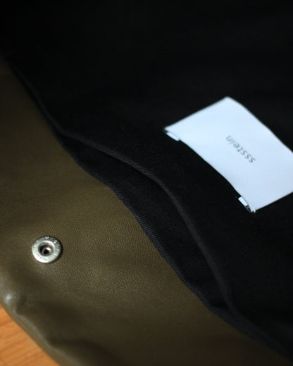 ssstein/GOAT LEATHER SHOULDER BAG " OLIVE"