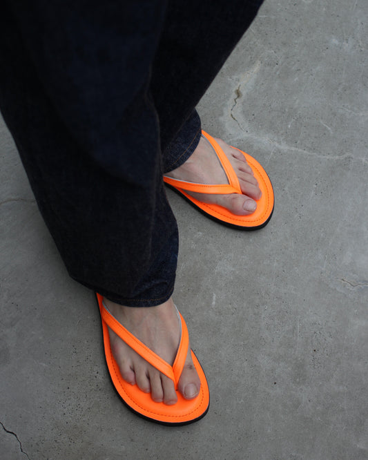 kamélia/Leather Beach Sandal "Neon orange"