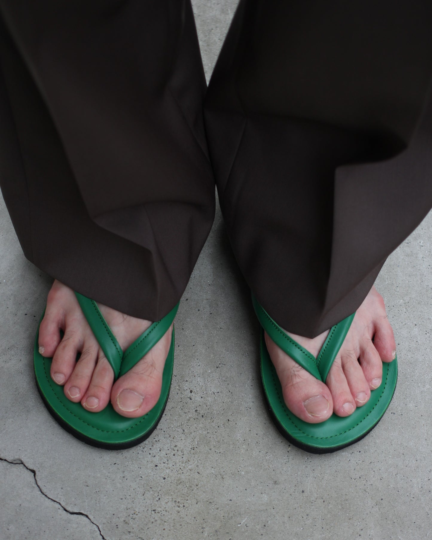 kamélia/Leather Beach Sandal "Green"