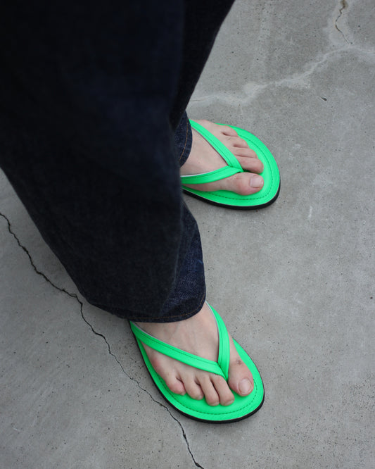 kamélia/Leather Beach Sandal "Neon green"