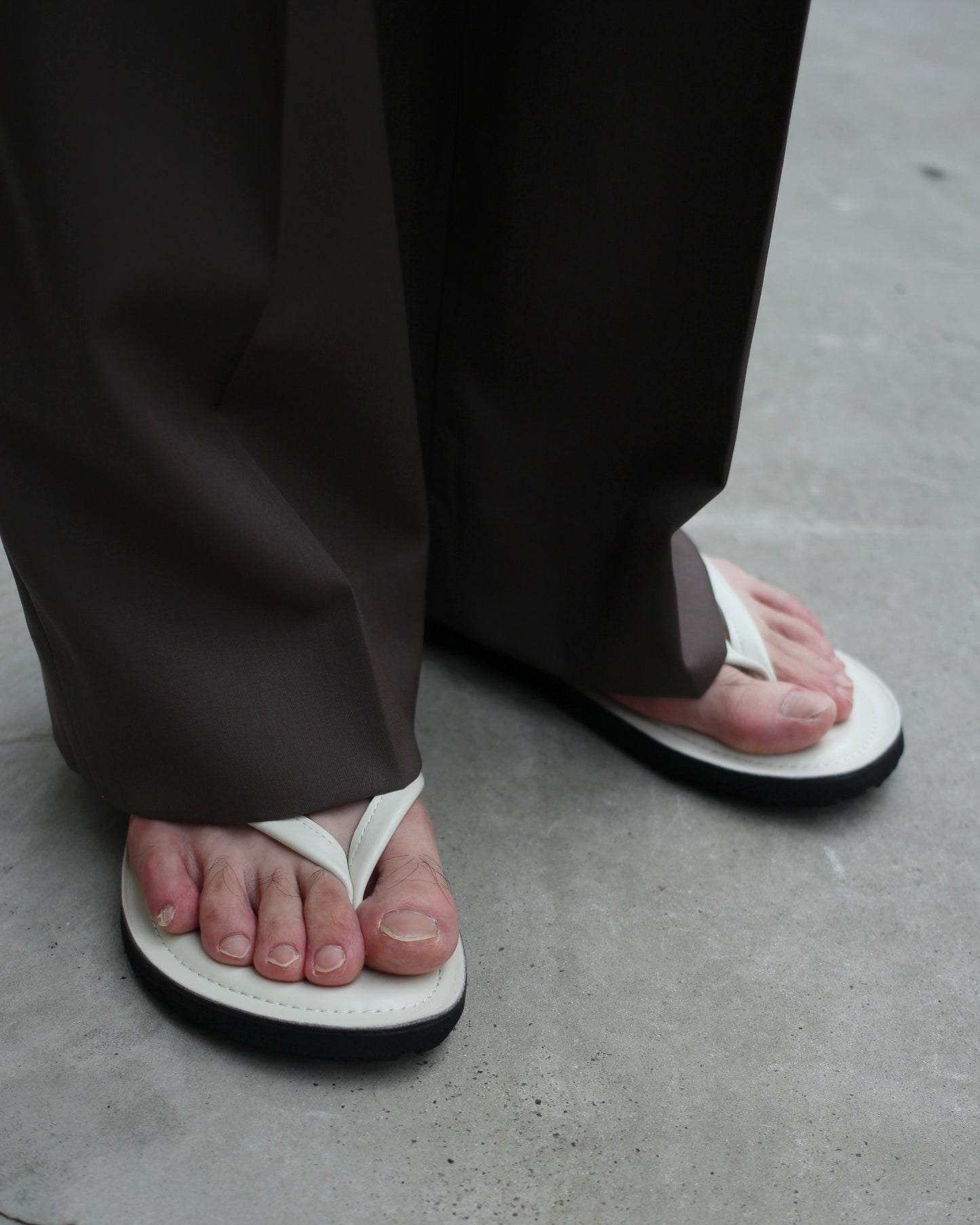 kamélia/Leather Beach Sandal "White"