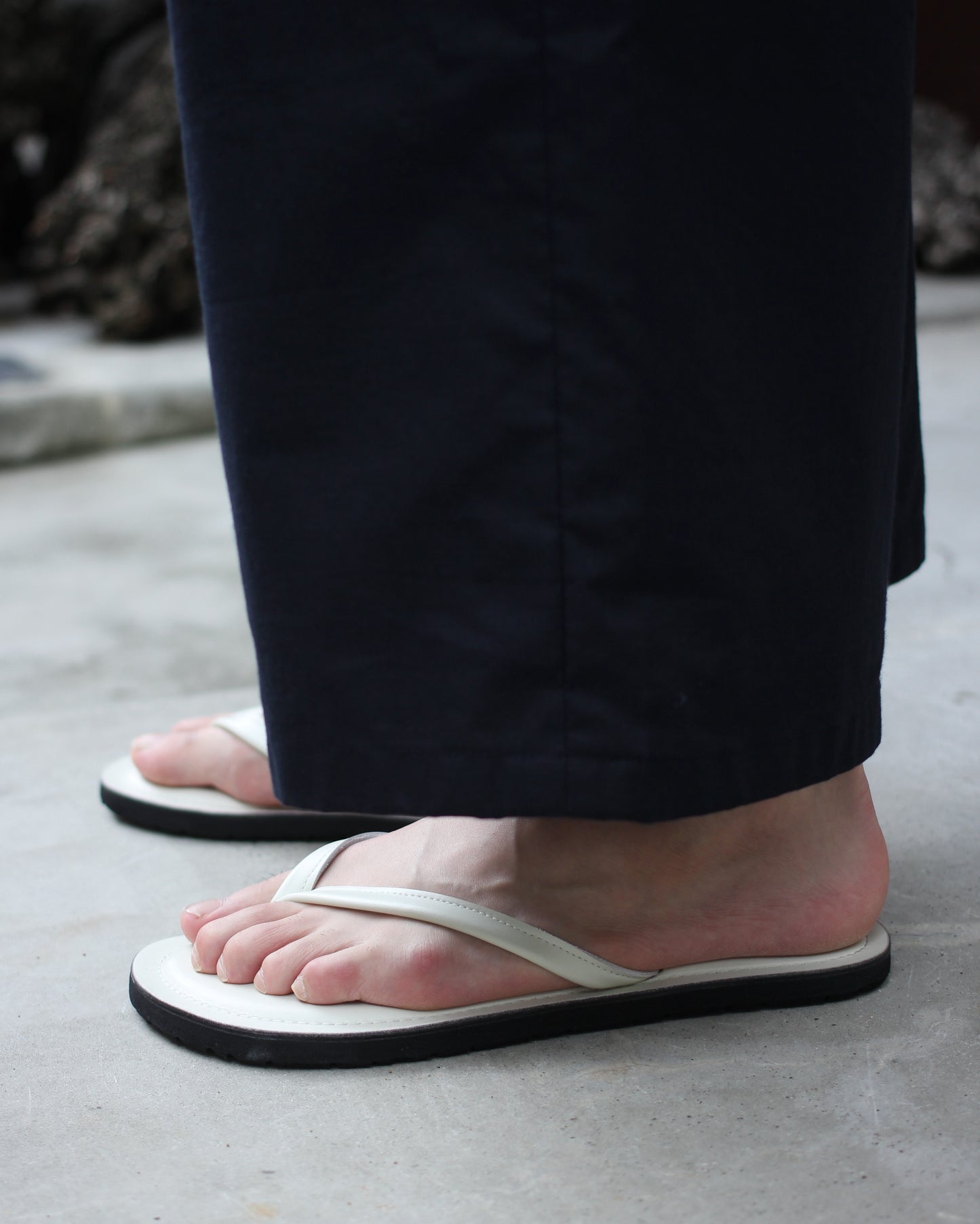 kamélia/Leather Beach Sandal "Neon purple"