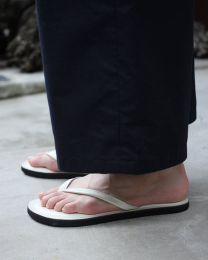 kamélia/Leather Beach Sandal "Neon purple"