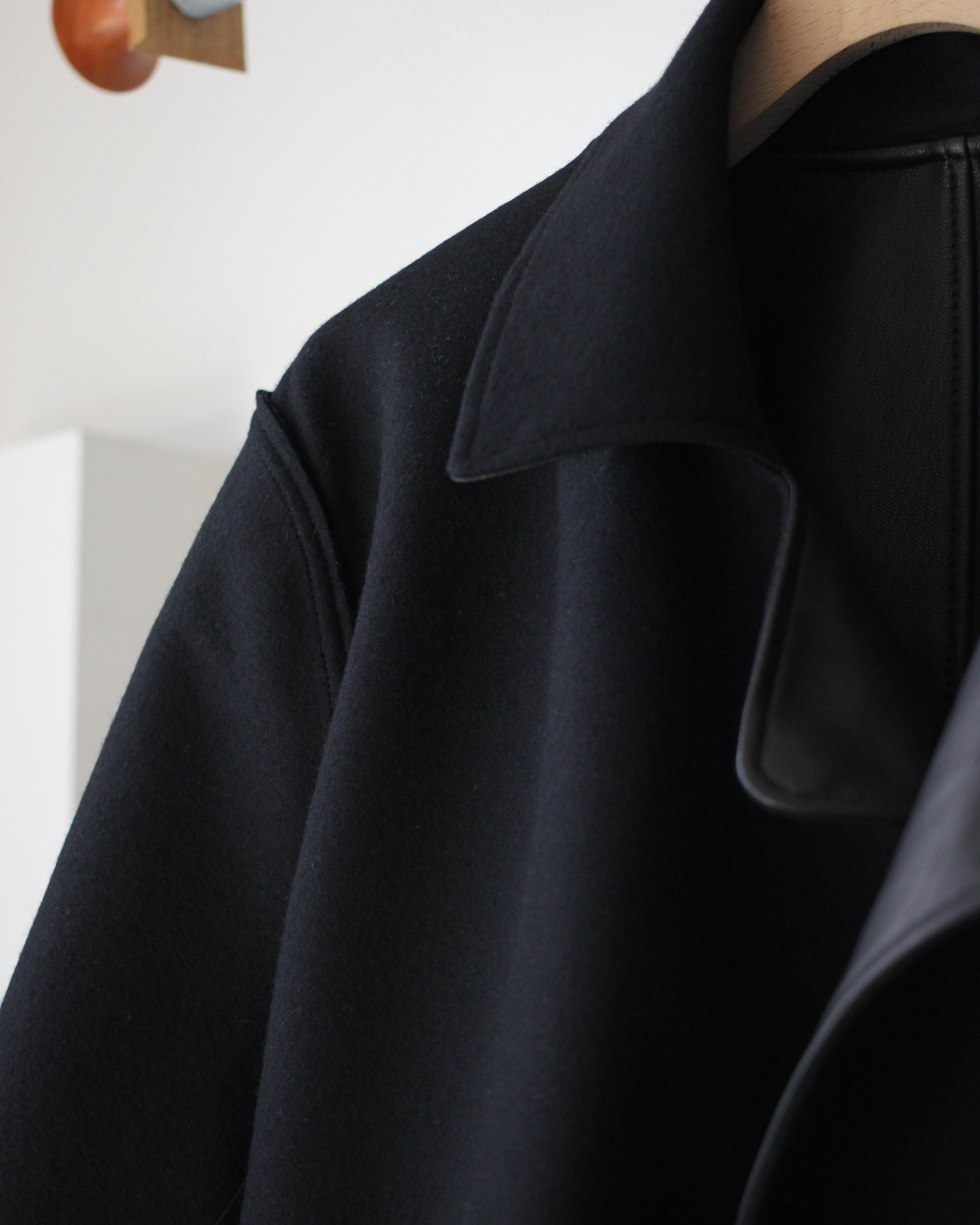 ssstein/BONDED LEATHER SHORT JACKET 
