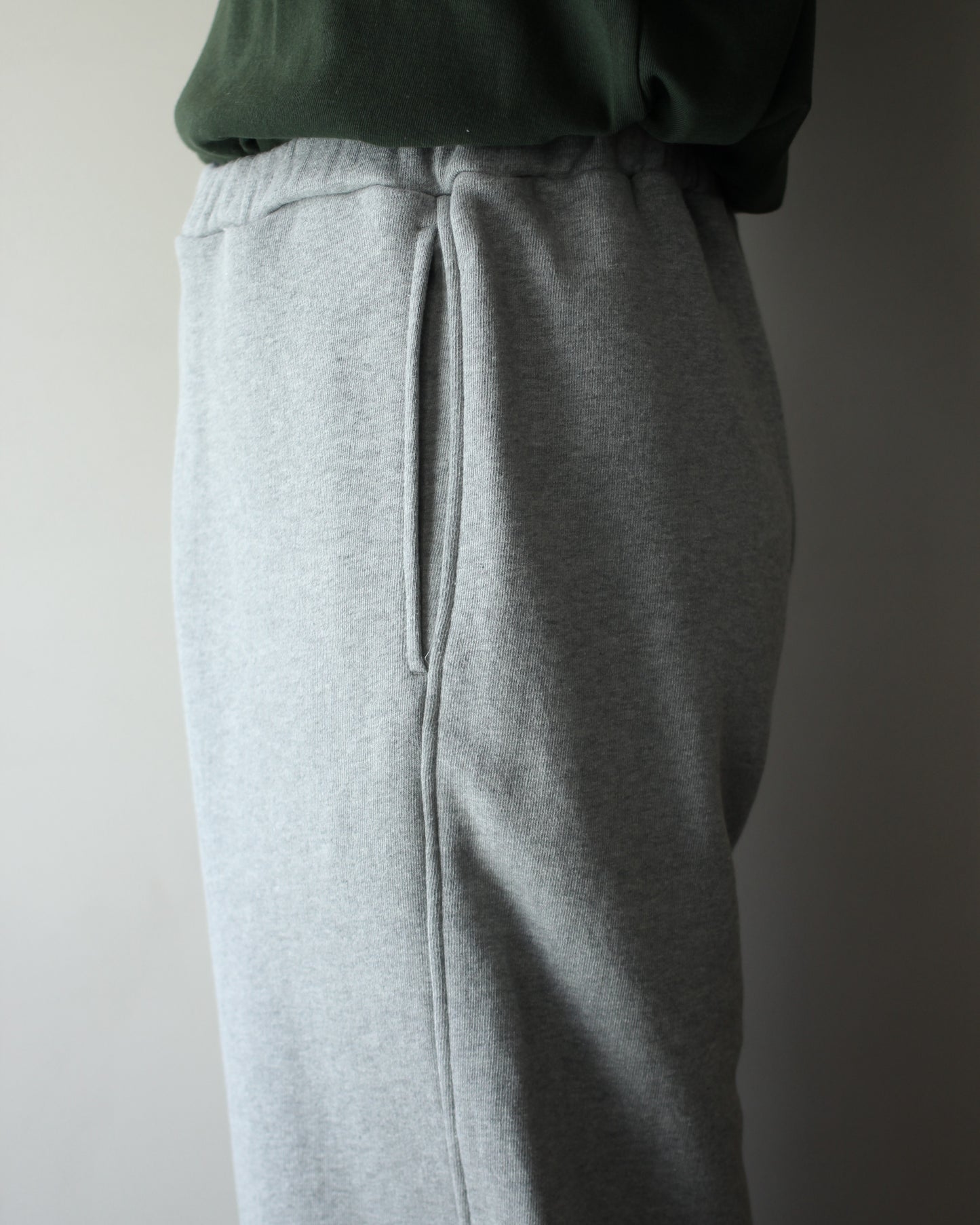 ssstein/LOOPWHEEL COTTON SWEAT PANTS  "GREY"