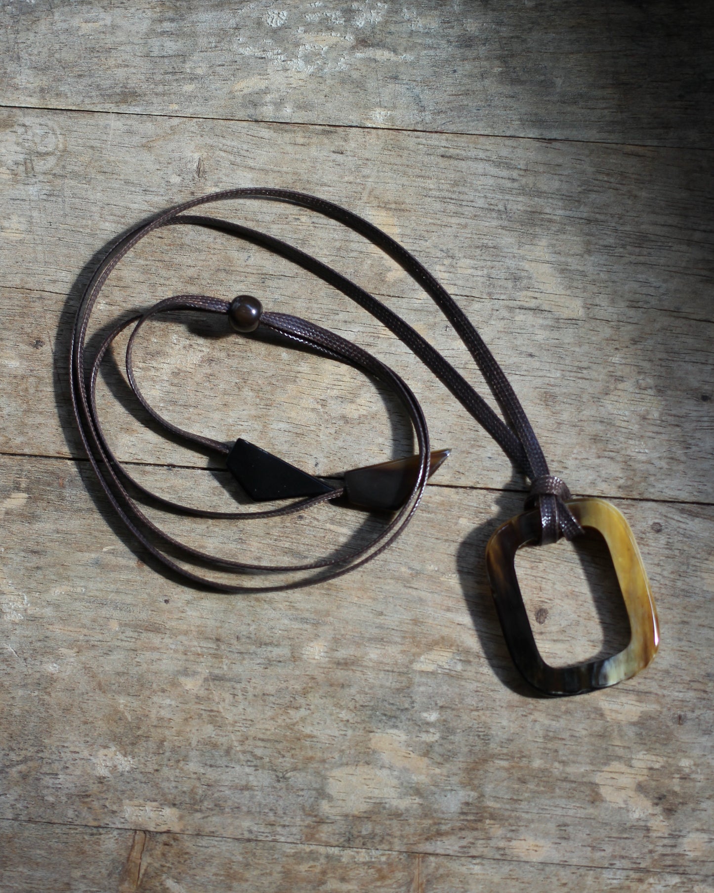 BYFK/Buffalo Horn Glasses Holder  "type 1"