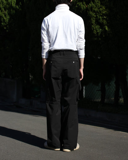 MATSUFUJI/Water Repellent Wide Cargo Trousers"BLACK"