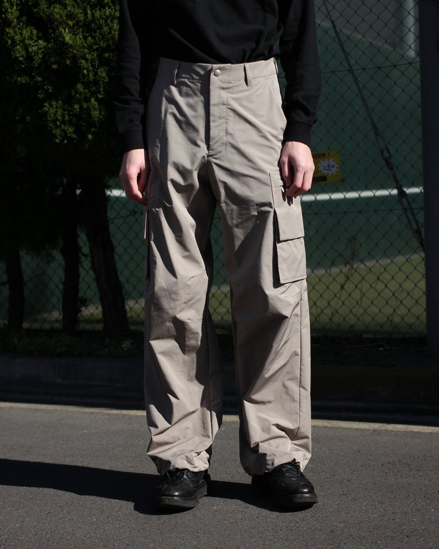 MATSUFUJI/Water Repellent Wide Cargo Trousers"GREIGE"