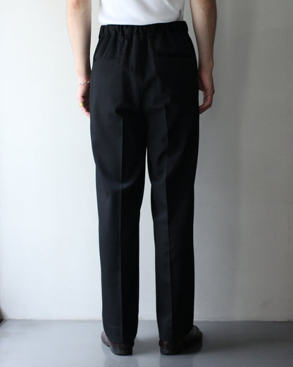 ssstein/TWO TUCK EASY TROUSERS "BLACK"