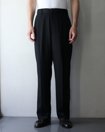 ssstein/TWO TUCK EASY TROUSERS "BLACK"