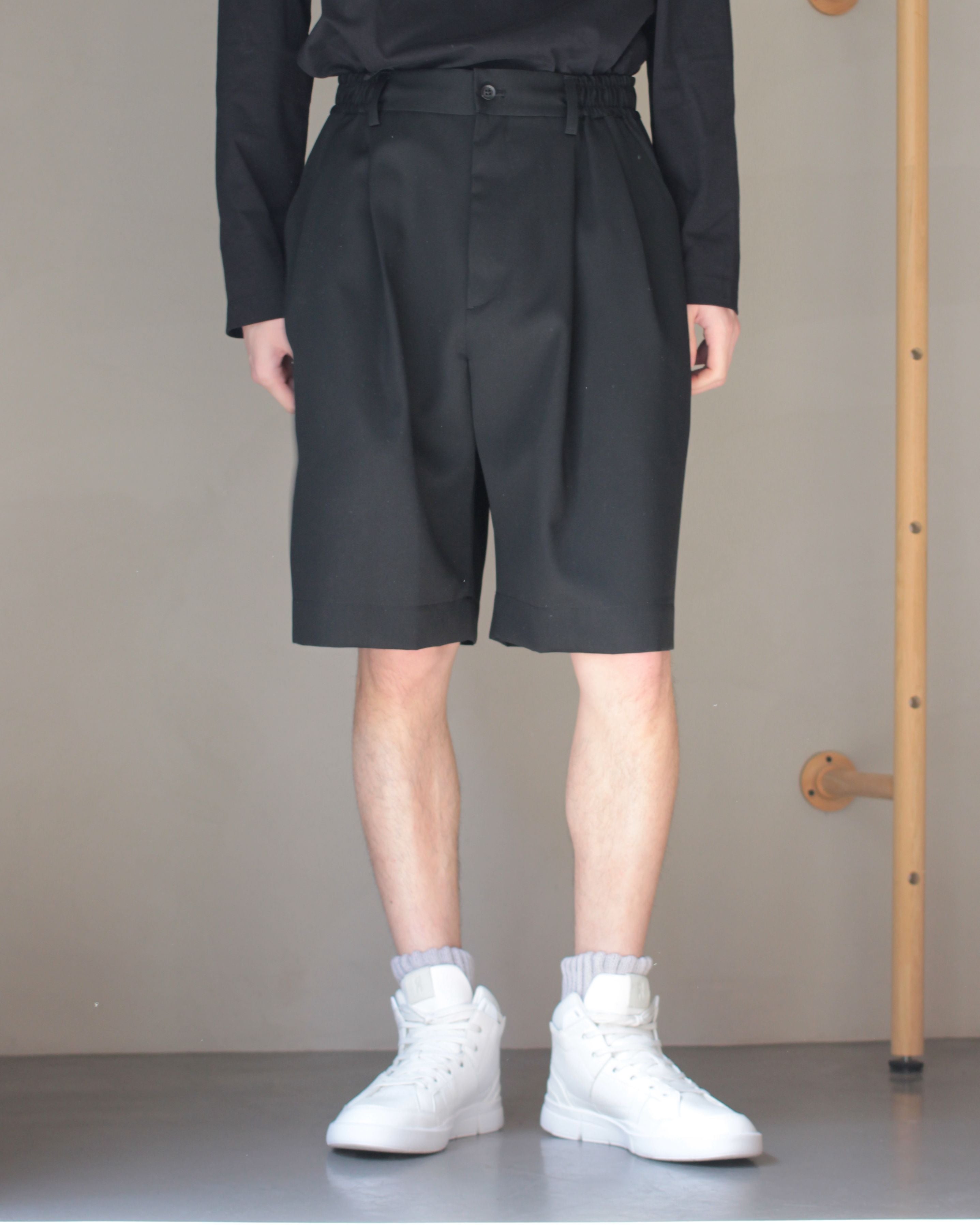 stein / WIDE EASY SHORT TROUSERS 